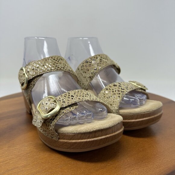 Dansko Sophie Sandals Size 39 US 8.5-9 Beige Snake Print Platform Chunky - Picture 2 of 11